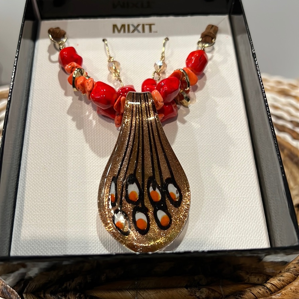 3/$18 Beautiful Necklace/Earrings Set - New-